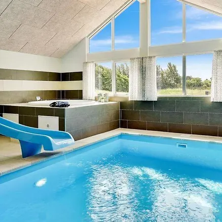 بيت للعطل Sildestrup Sleeps 16 Pool Wifi Bøtø By